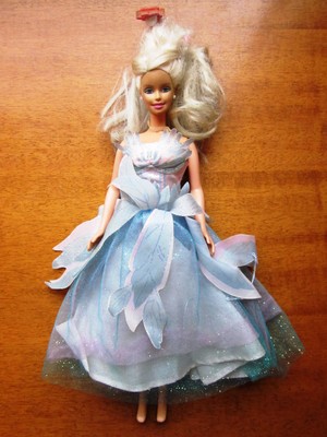 ver barbie y el lago de los cisnes