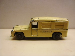 lesney daimler ambulance no 14