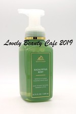 BATH BODY WORKS / EUCALYPTUS MINT / FOAMING HAND SOAP / 8.75 FL OZ