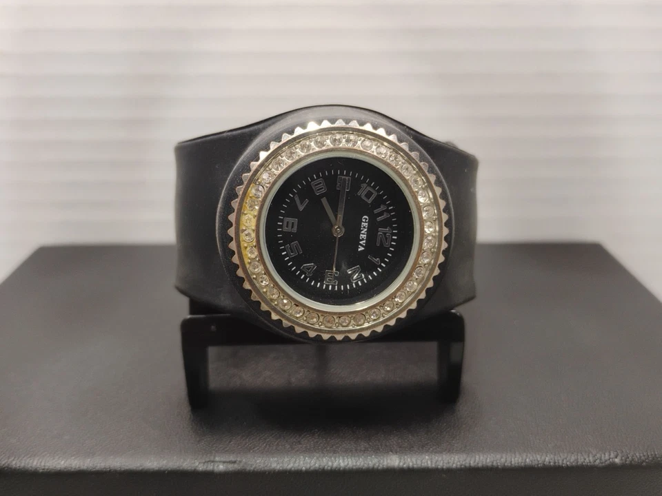 Geneva Slap Quartz Watch Black Band Silver Tone - Image 2 of 3