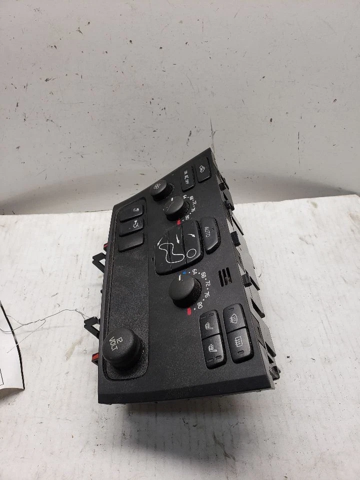 Контроль температуры седан Celsius подходит 01-09 VOLVO 60 серии 1404422 - Изображение 2 из 4