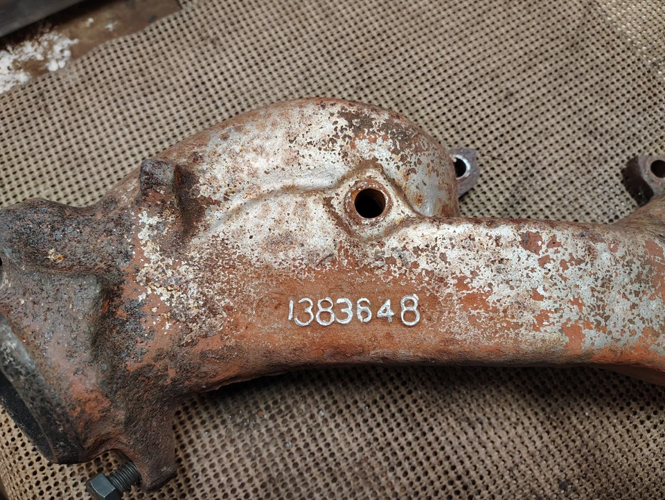 Buick GS Riviera Electra Wildcat 400 1968-72 430 455 diestro colector de escape 1383648 Foto 4 de 4