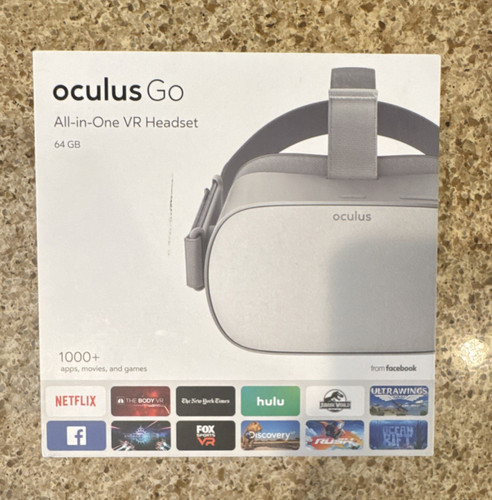 Oculus Go Standalone VR Headset 64GB Gray Built-In Audio High-Resolution Display