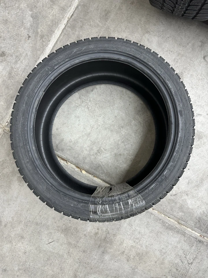 Neumático de invierno 2 NOS NOKIAN HAKKAPELIITTA R3 BSW P 275 35 20 102T XL T430646 Foto 3 de 4