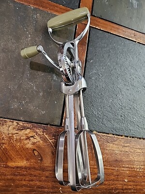 Vtg. Ekco Stainless Egg Beater Hand Held Mixer Steel Body With Green Handle USA