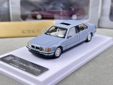 DCM 1:64 Grey 1996-98 E38 L7 728il Luxury Sedan Model Diecast Metal Car