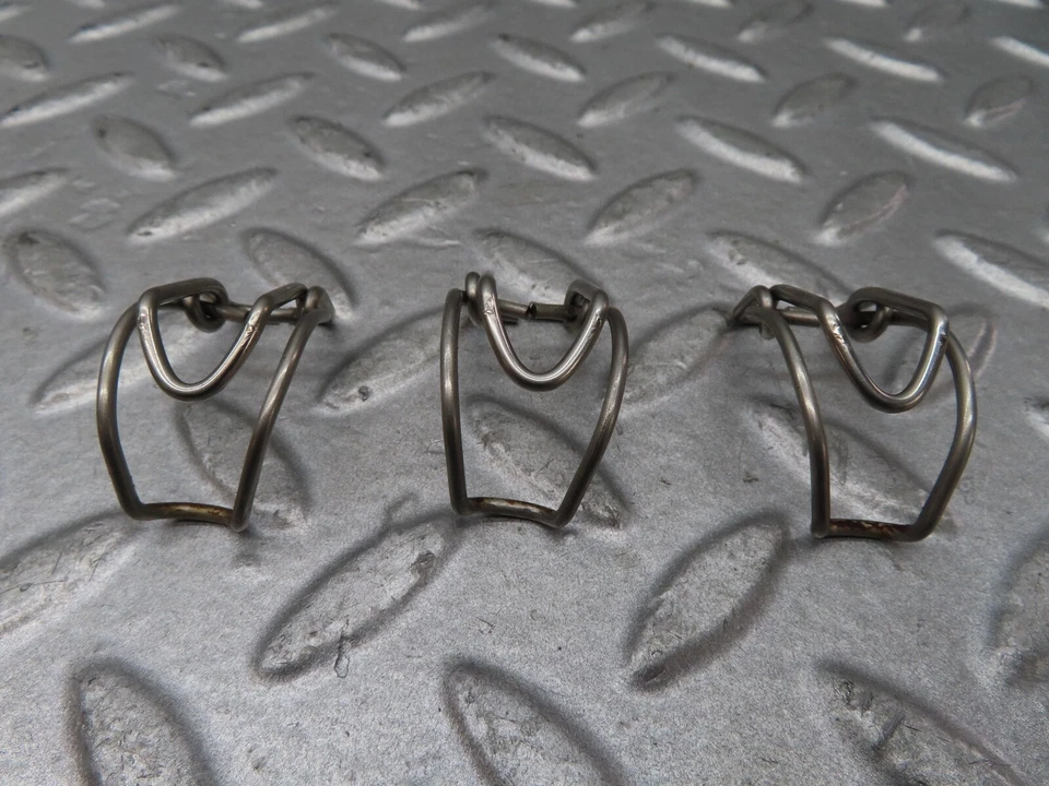 ♂17374♂ Mercedes-Benz W124 260E filtro de aire caja clip de carcasa 3x Foto 4 de 4