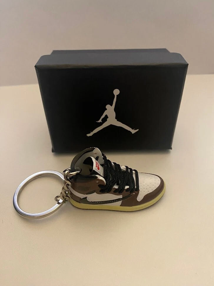 Travis scott clearance jordan 1 keychain