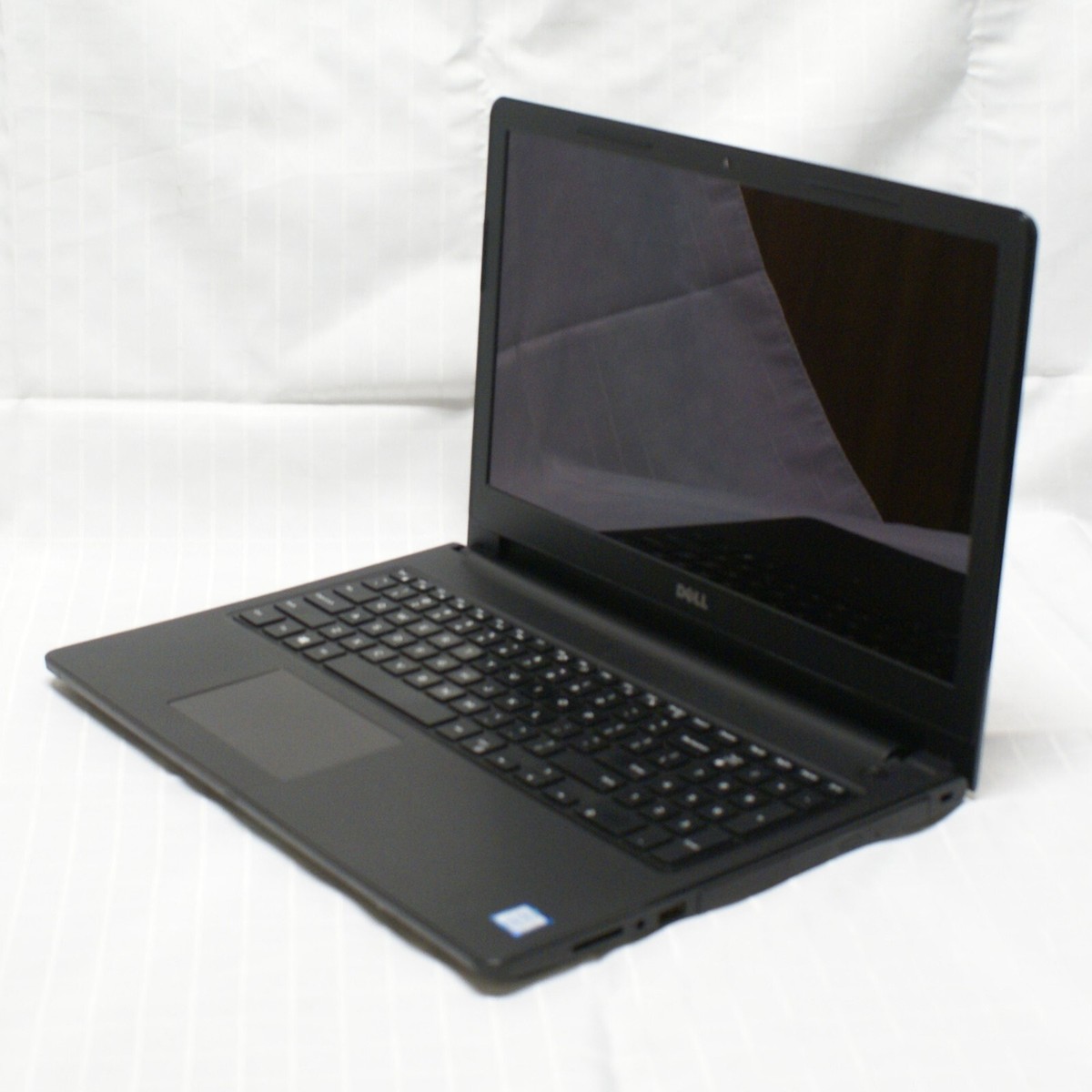 Dell Inspiron 15-3567 15.6 in i3-7100u 2.40Ghz 8GB 1TB Win 10 Home