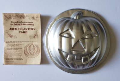 Wilton Pumpkin Halloween Jack O Lantern Cake Pan 503-598 Vtg 1975 Instructions