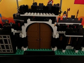 LEGO Castle: Knight's Stronghold (6059) 100% Complete W/Box & Instructions