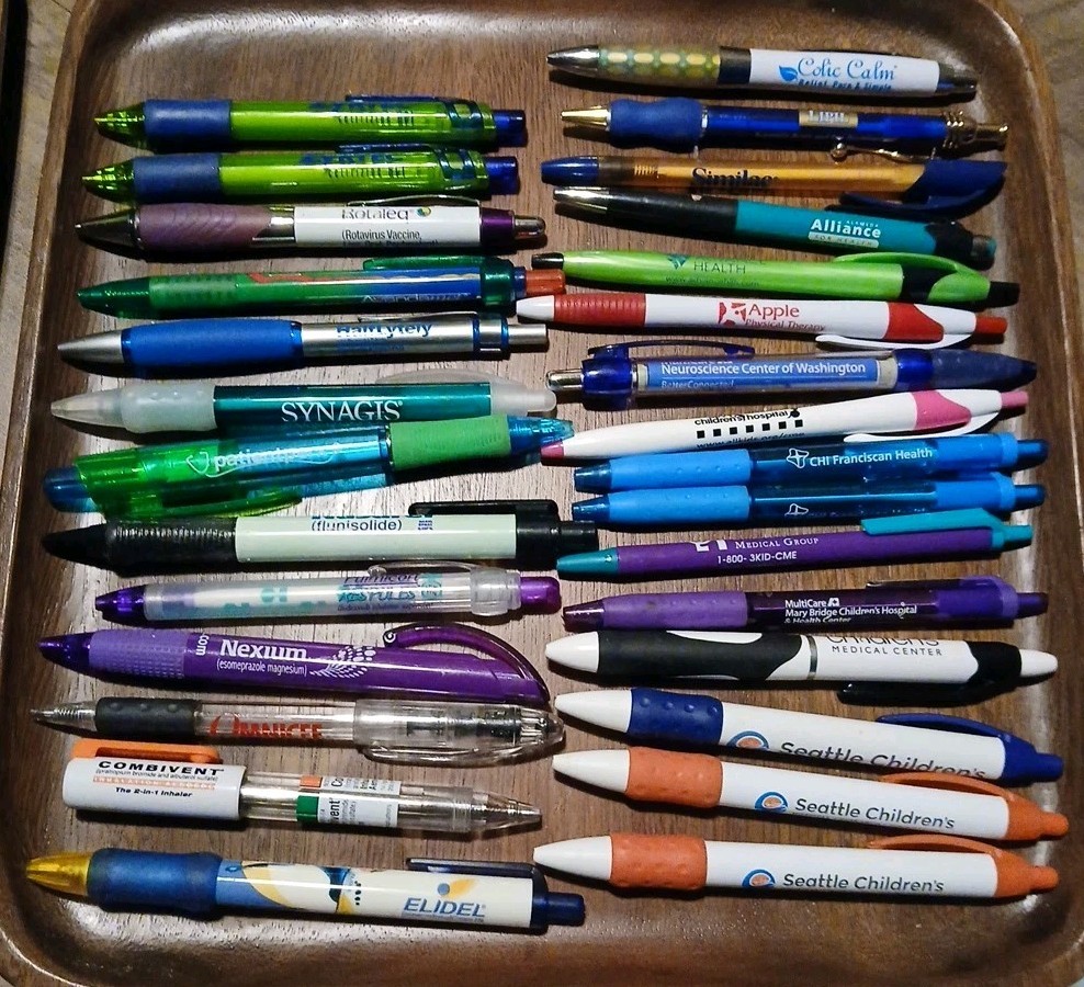 Pharmaceutical Presciption Drug Rep + Health Center/Hospital Pens Lot Of 29