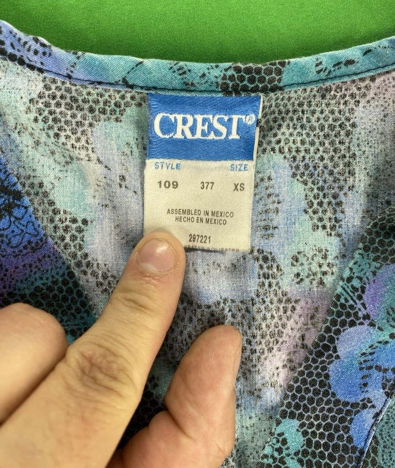 XS Colorful Blue Purple Flower Spiral Design Crest Scrub Top - Image 3 of 4