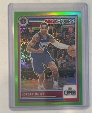 2023-24 Panini NBA Hoops Premium Stock Green Prizm 2/5 Jordan Miller Rookie RC