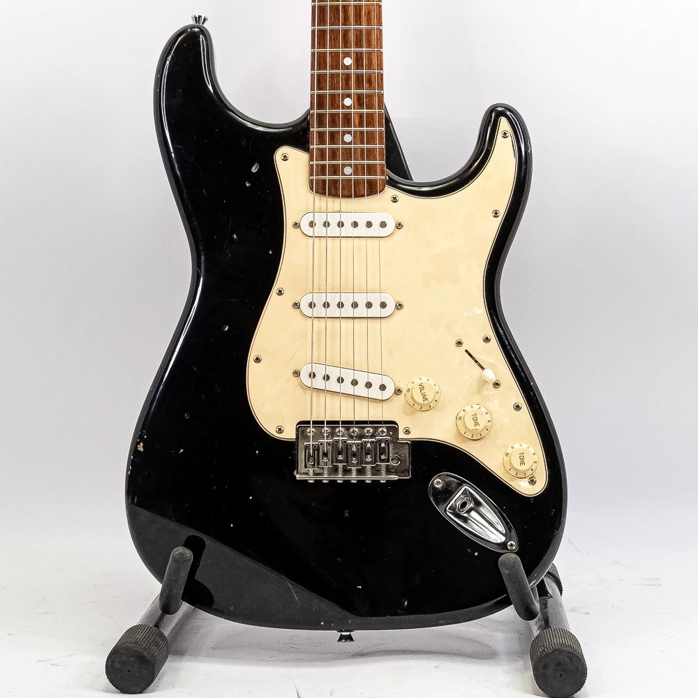 Squier by fender Standard ストラトキャスター ラージ Squier Standard Stratocaster for sale - eBay