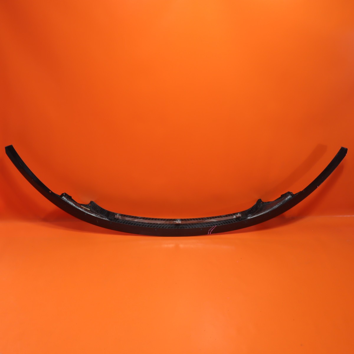 ASTON MARTIN VANTAGE BUMPER SPOILER FRONT CARBON V12 2014 2015 2016 2017 DAMAGED