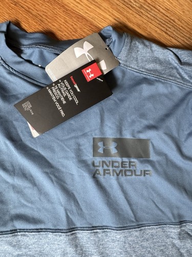 Under Armour Youth Boys Large Loose Long Sleeve Blue Shirt Logo Heat Gear NWT - Picture 2 of 8