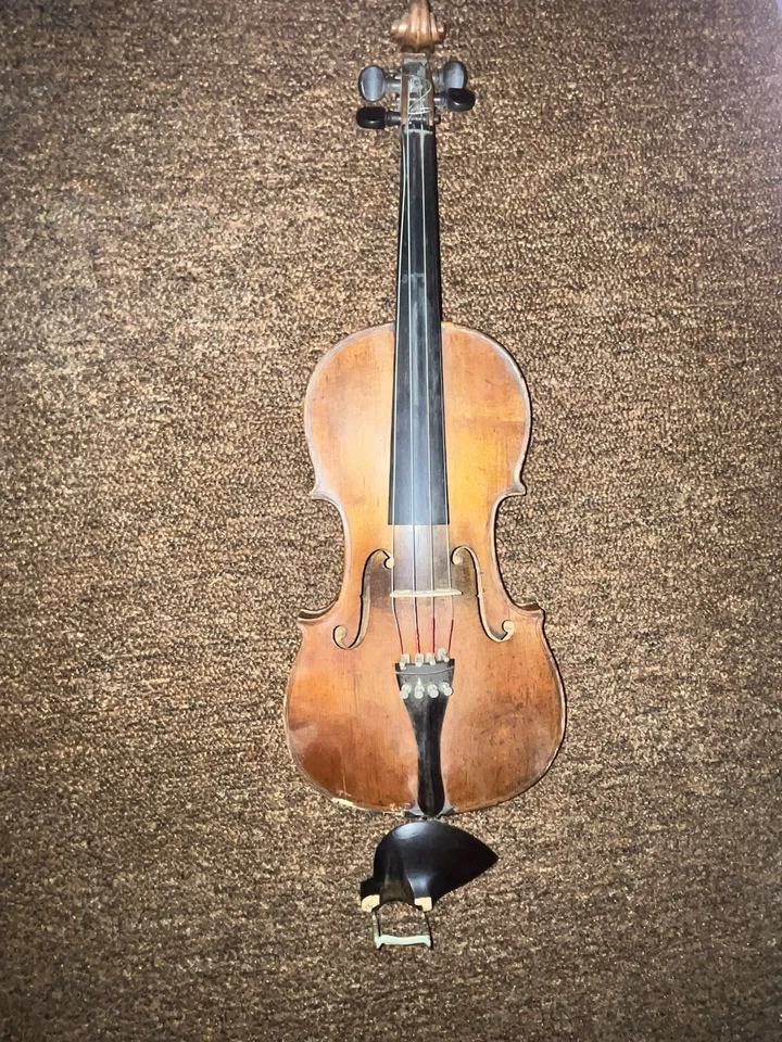 АНТИКВАРНАЯ ПОЛНОРАЗМЕРНАЯ СКРИПКА АНТОНИЯ И ИЕРОНИМУСА AMATI CREMONEN ANDREA F 16 4/4 - Изображение 2 из 4