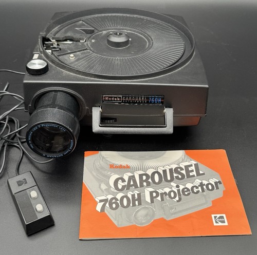 1976 Kodak Carousel 760H Auto Focus Slide Projector - No Tray