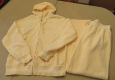 N.Y.L. New York Laundry Size M 2 piece Womens Track Suit Casual Wear Off White
