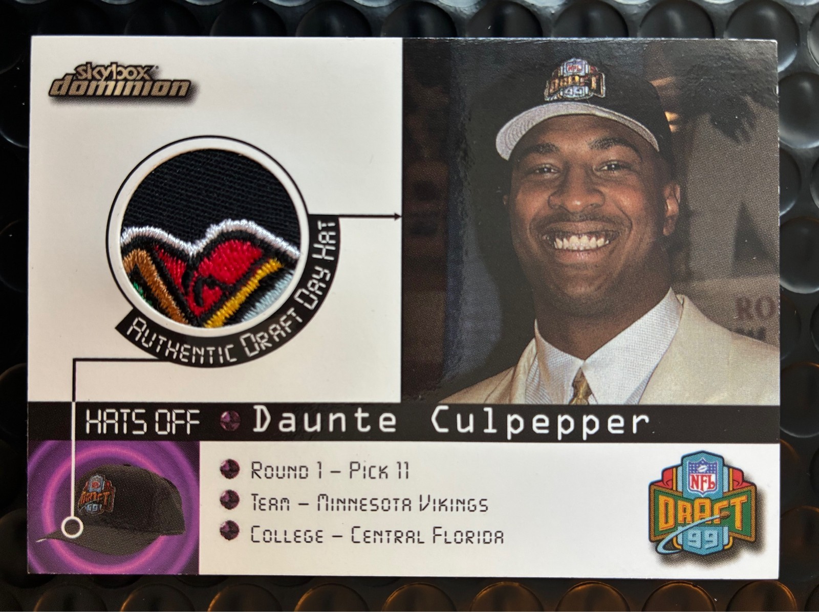 Daunte Culpepper Skybox Dominion Hats Off #5 Hats Off