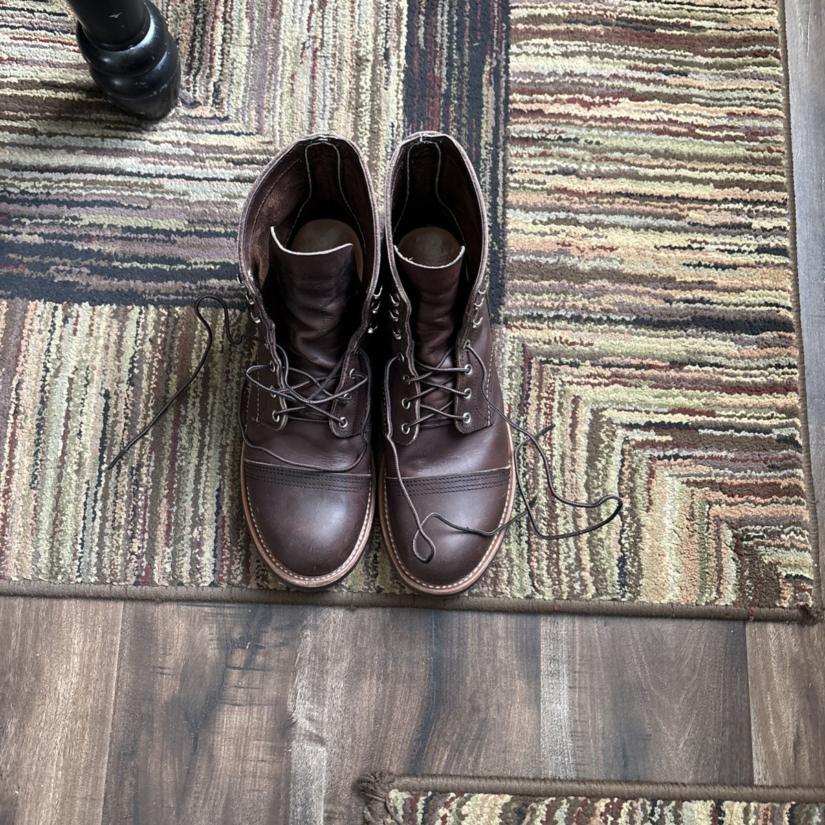 Red Wing Iron Ranger 8111 Leather Boots Men display picture 1