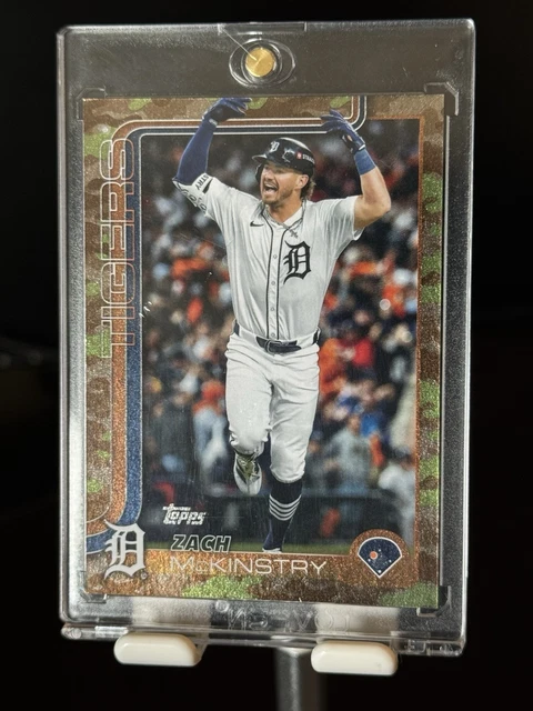 2025 Topps Series 2 Zach McKinstry #560 Memorial Day Camo 04/25