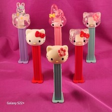 6 Hello Kitty pez dispensers