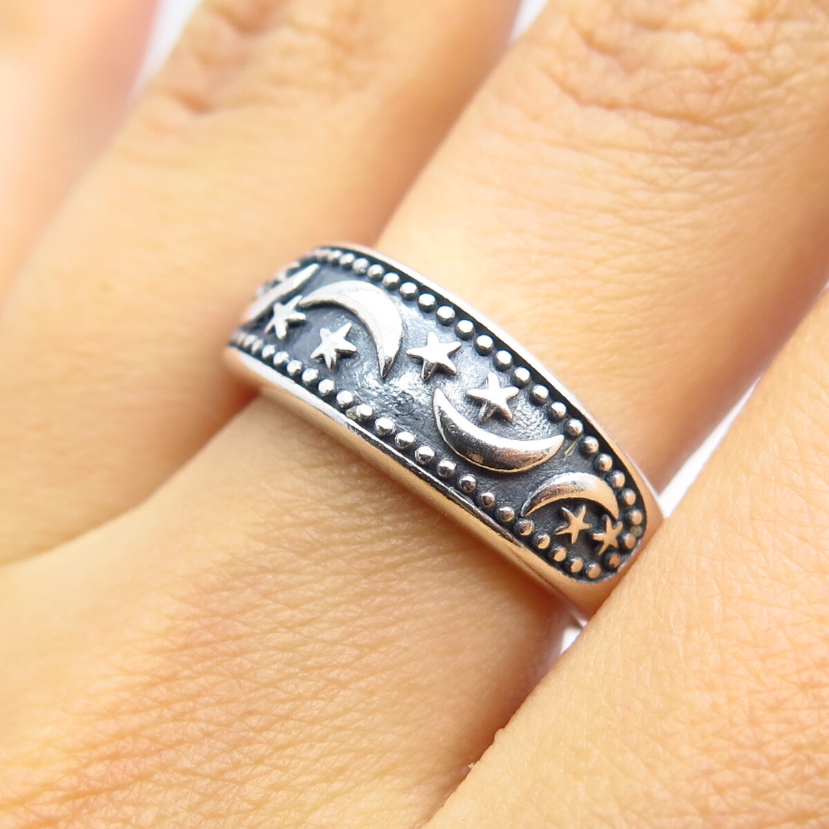 925 Sterling Silver Vintage Crescent Moon & Star Ring Size