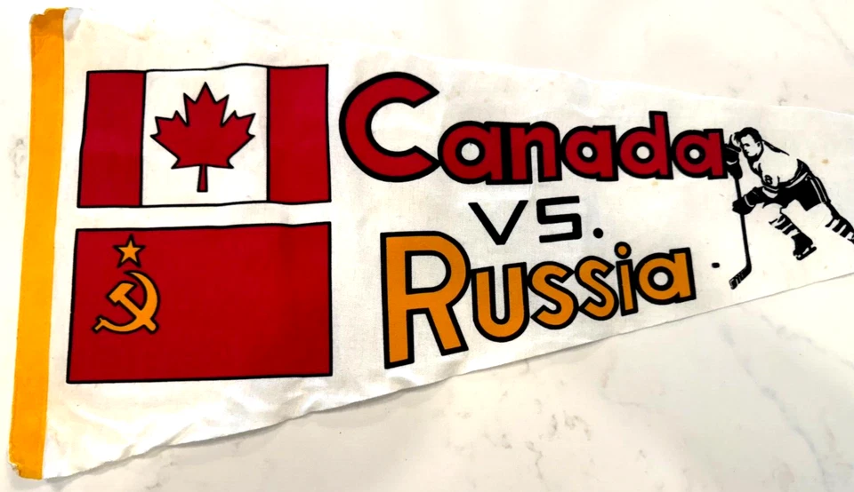 1972 CANADA RUSSIA HOCKEY SERIES PENNANT 29" X 12" - Image 2 of 4