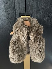 BABY GAP BROWN FAUX FUR TEDDY BEAR GILET AGE 3YEARS