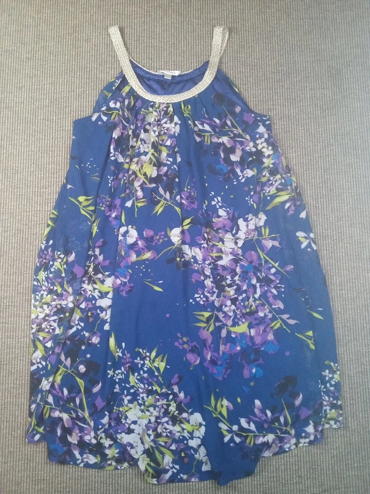 Vestido CHARLIE ENCANTADOR Talla Mediana Azul Floral Swing Shift Vestido Borde Plateado Foto 2 de 4