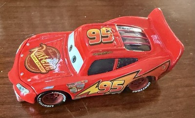 Disney Pixar Cars Rust-eze Lightning McQueen Diecast Toy Car - 1:55 Scale