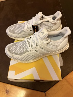 Size 8- adidas UltraBoost 2.0 Triple White 