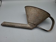 Alter verzinkter Trichter Griff Oldtimer LKW IFA DDR Oval Gebraucht L31