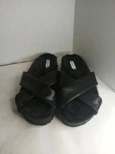 RM By Rebecca Minkoff Black Vegan Leather/Faux Fur Criss Cross Sandals Size 10