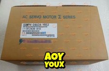 1PC NEW Yaskawa Servo Motor SGMPH-04A2A-YR52 us free tax