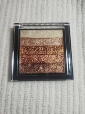 Revolution Highlighting Palette With Light + Dark Bronze White Gold Pink Shimmer