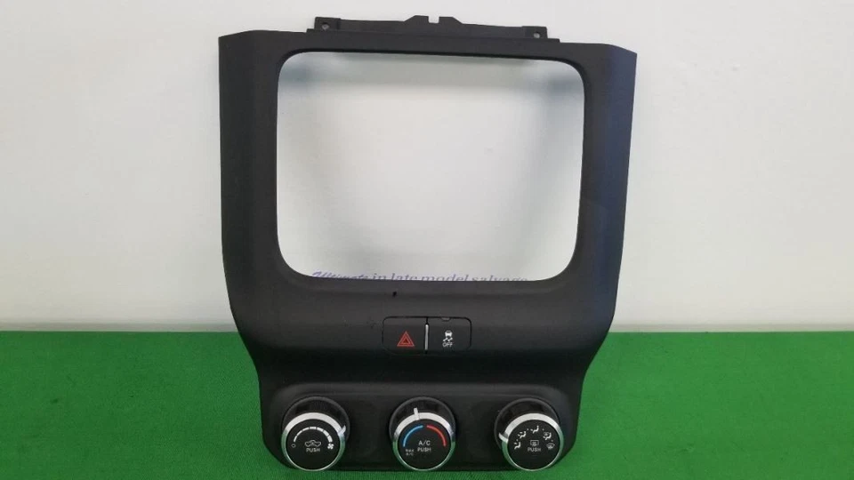 22 道奇 RAM 3500 交流电温度气候控制底座型号 68370122AB — 第 2/4 张图片