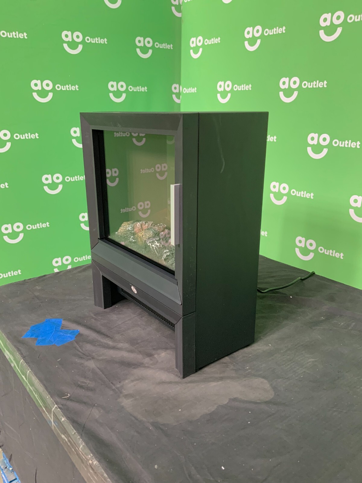 Be Modern Qube Electric Stove 2kW Black Log Bed 49697 LF56347