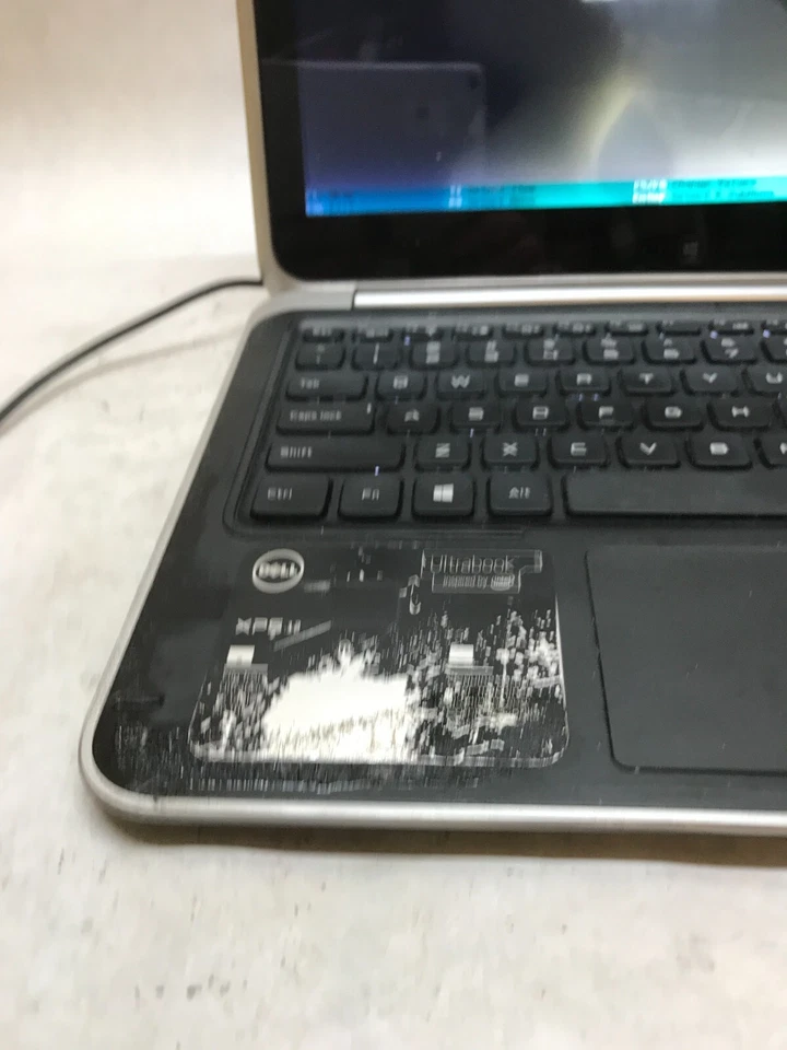 Dell XPS 12 9Q23 12" Laptop Intel i7-3537U 2.0GHz 8GB RAM NO SSD For Parts - DW - Image 3 of 4