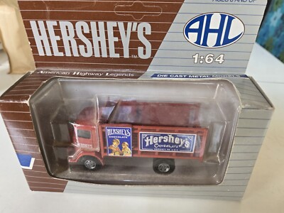 AHL American Highway Legends Brown GMC T-70 Hershey's Chocolate Truck Scale 1:64