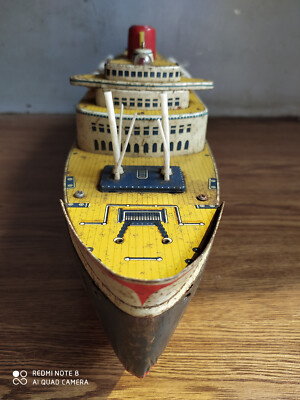 A rare tinplate display-model of an ocean liner 1915-1918 ca