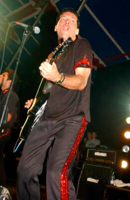 Photo of ROCKET FROM THE CRYPT Music Band Singer Performing Old Photo