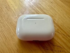 Apple AirPods Pro 1st Gen Wireless Charging Case ONLY - NO Earbuds