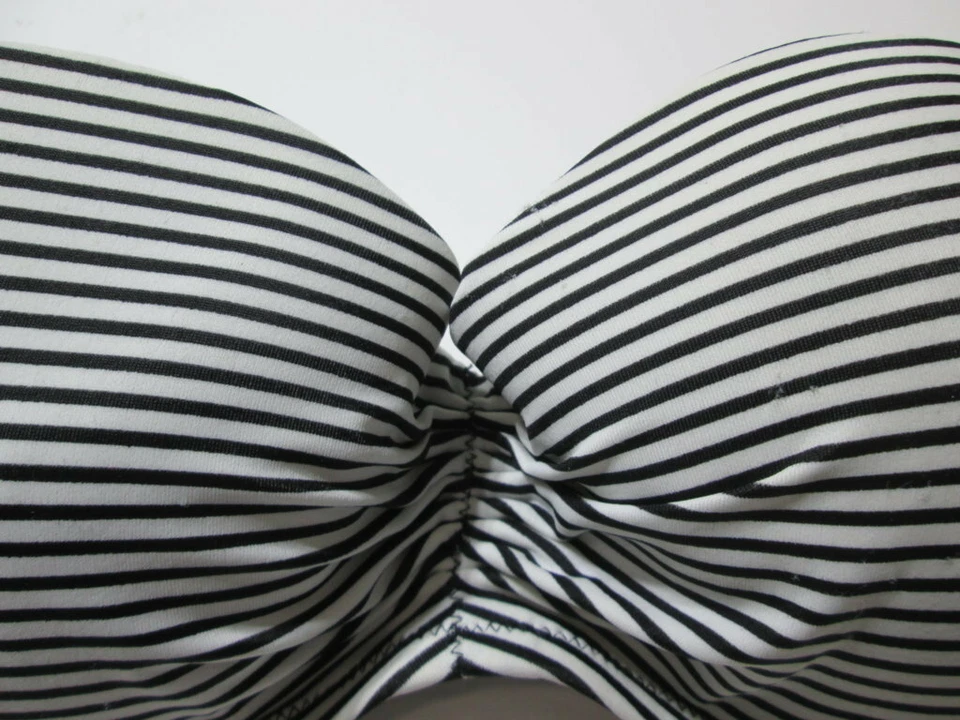 Top de bikini Victoria Secret para mujer talla 32D blanco/negro con aros forrado a rayas Foto 3 de 4