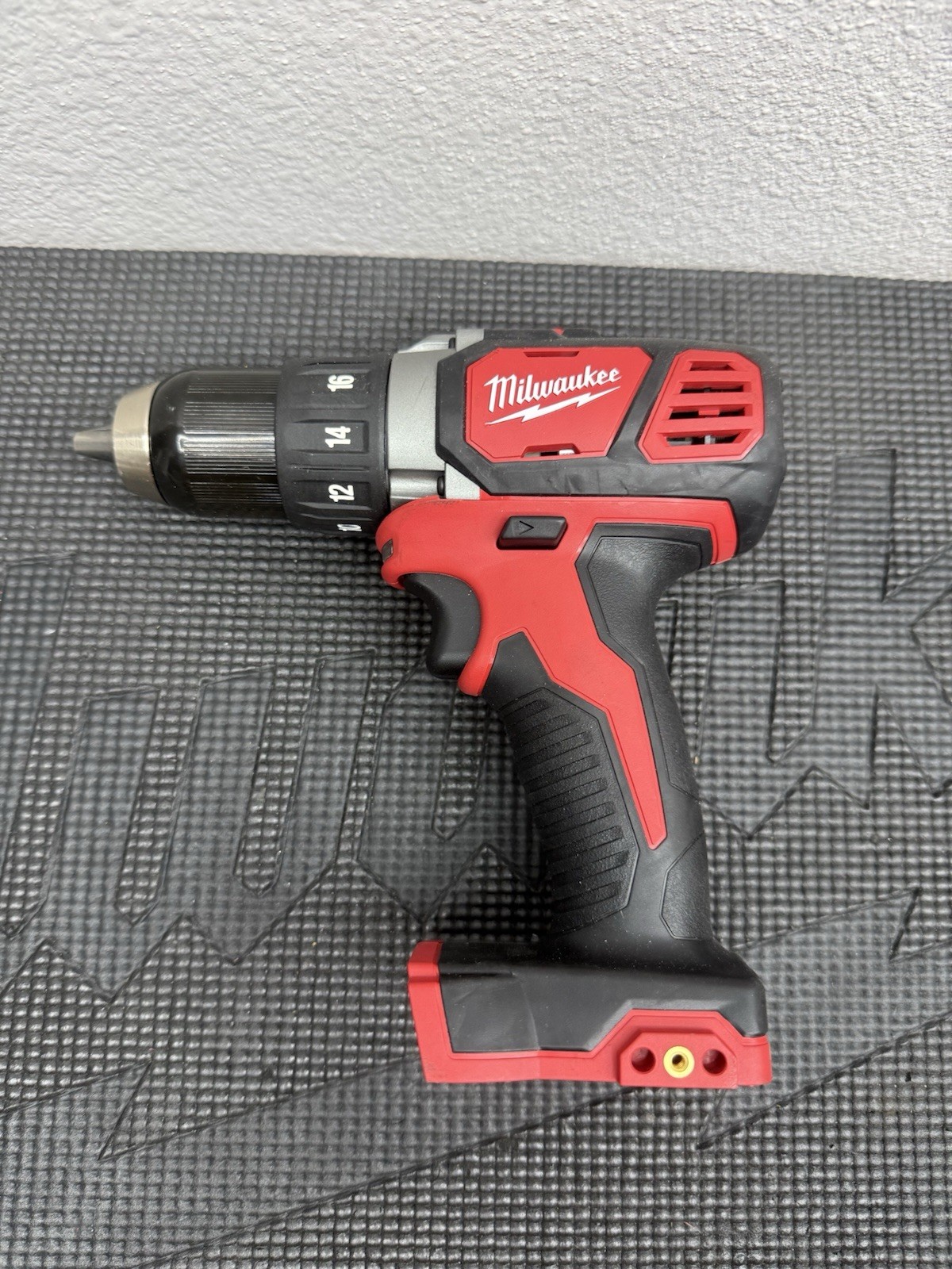 Milwaukee 2606-20 M18 Compact 1/2