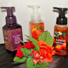 BATH  BODY WORKS 3 PC FOAMING HAND SOAP