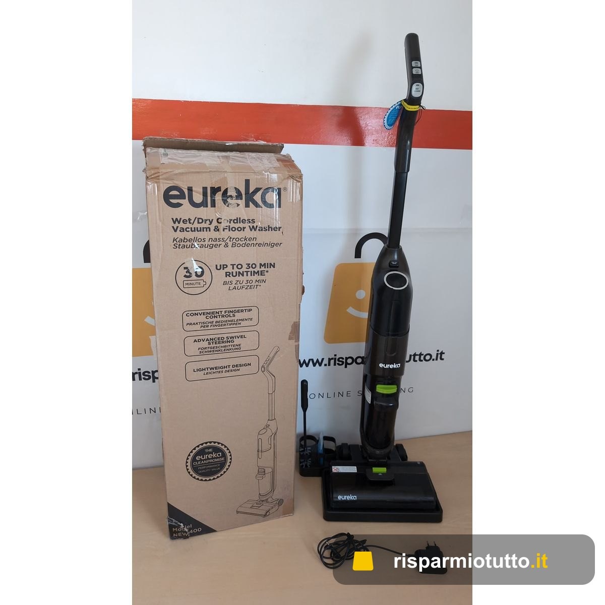 EUREKA NEW400 Lavapavimenti Senza Fili, Aspira e Lava in un Passaggio, 3,95kg