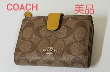 COACH Excellent Condition 2-Fold Wallet Signature Wallet Coach Yellow